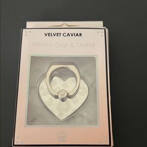 Velvet Caviar Chrome & Bronze Heart Phone Grip & Stand